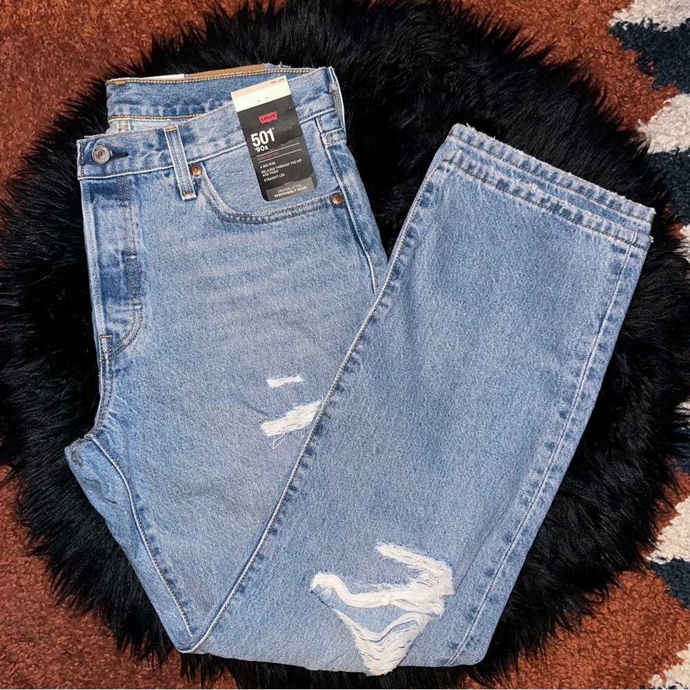 Levi’s “501 ‘90s” Jean